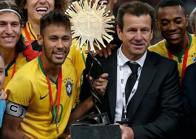 ブラジル代表初の「背番号10＆キャプテン」ネイマールは“マラドーナ”になれるのか!? | サッカーダイジェストWeb