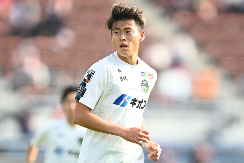 浦和がDF藤原優大のレンタル延長を発表！「コメントが泣ける