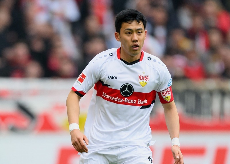 遠藤航　直筆サインTシャツ　日本代表　シュツットガルト　リヴァプール　サッカー 遠藤航 直筆サインTシャツ 日本代表 シュツットガルト リ