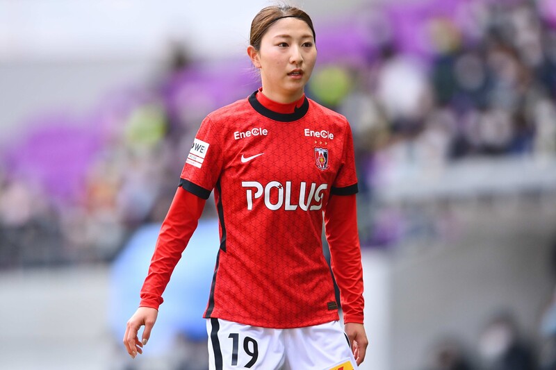 浦和レッズレディース19番塩越柚歩選手メッセージキーホルダー 浦和レッズレディース19番塩越柚歩選手メッセージキーホルダー