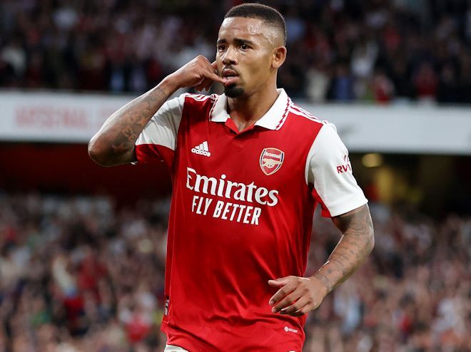 いまは自由に笑顔でやれる」G・ジェズスがマンCから移籍した理由を告白