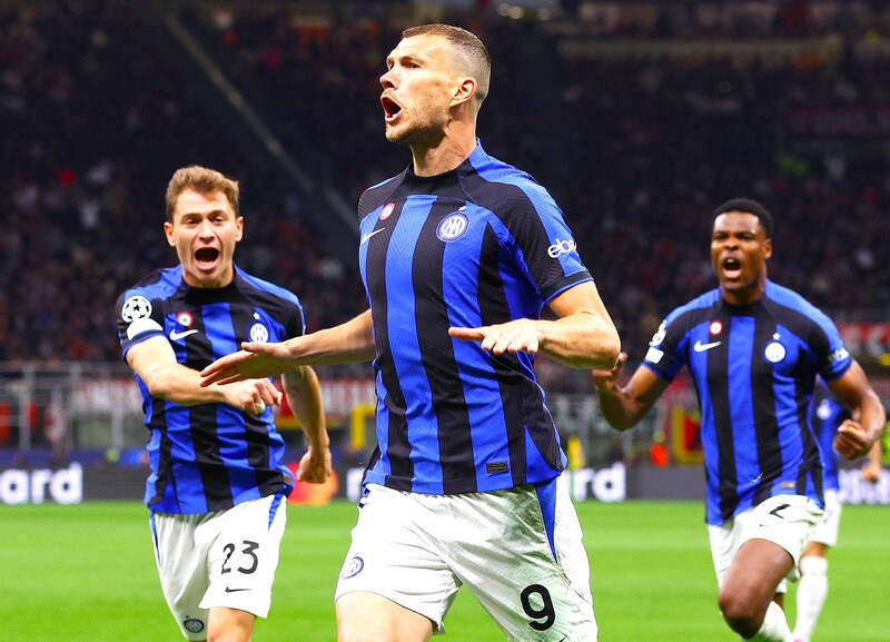 週末限定値下げ インテル・ミラノ ムヒタリアン 37歳ジェコ＆34歳ムヒタリアンがゴール！インテルが2点リードで後半へ