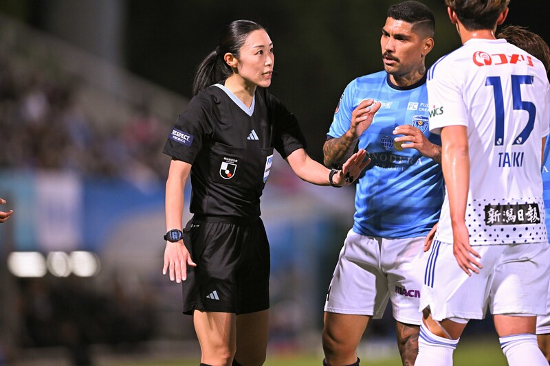 素晴らしい」「素敵」山下良美審判員の“着物姿”に脚光！ アジア杯抽選