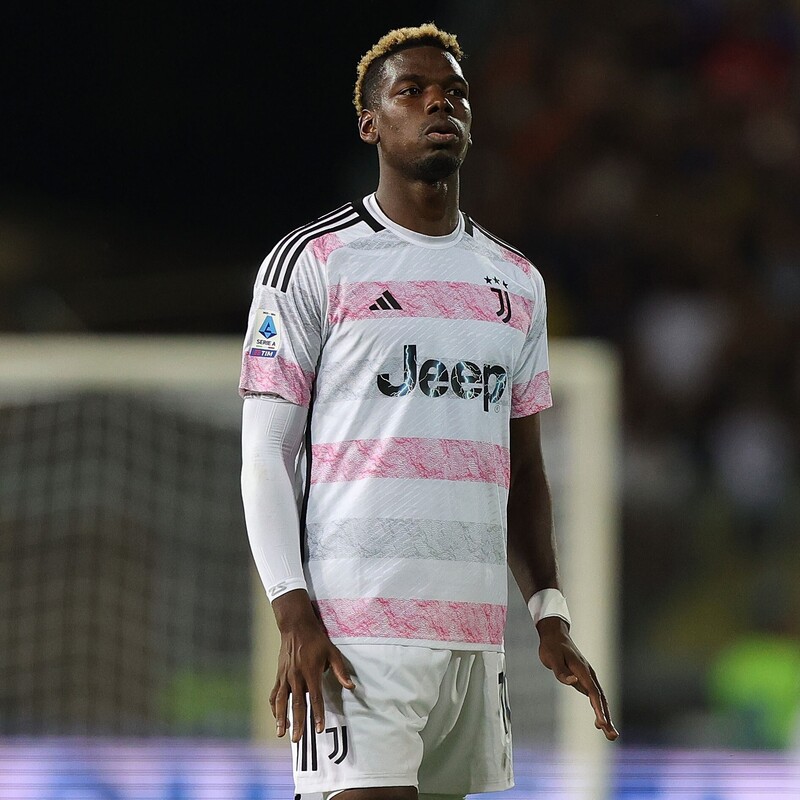 【希少】ユベントス　サッカーユニ　ポグバ　復帰！ 希少】ユベントス サッカーユニ ポグバ 復帰！ 希少】ユベントス