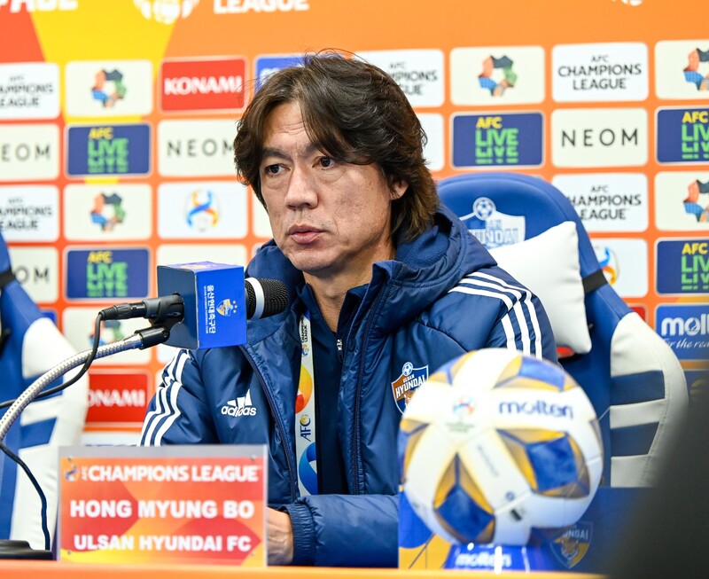 非紳士的な行為。故意だった」ボールをぶつけた敵FWの“愚行
