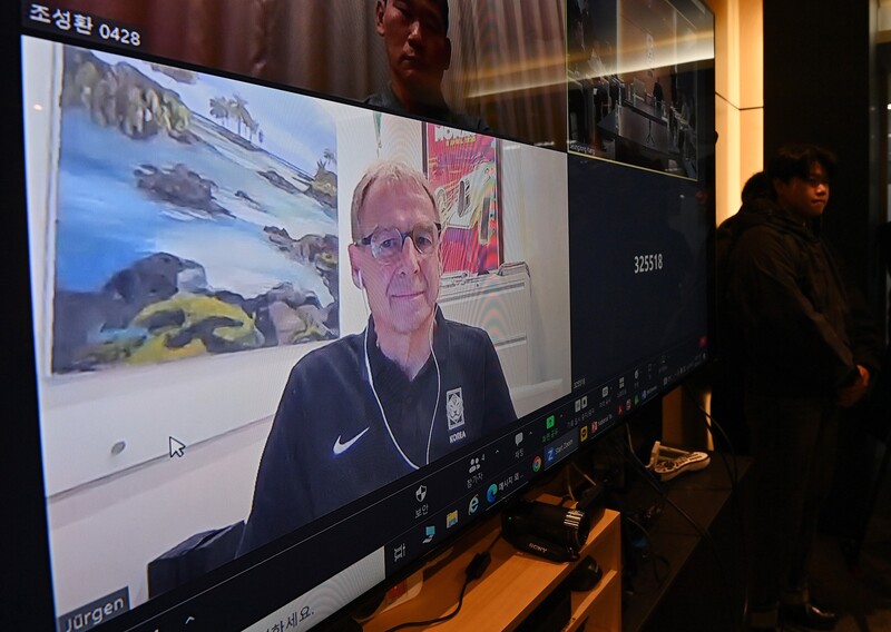 無能を世界に晒し、みすぼらしい退場」代表監督クビのクリンスマンを