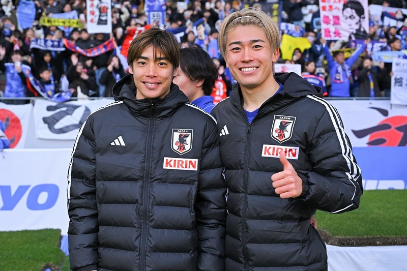 伊東純也　中村敬斗ユニフォームベア プレイヤーズベアーキーホルダー 中村敬斗 伊東純也 スタッド