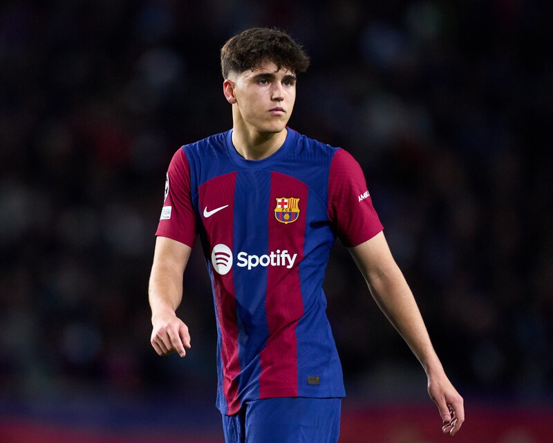 本当に喜ばしい」17歳の新星クバルシがスペイン代表初招集も…シャビ