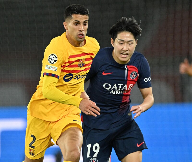 全く理解できない」パリSGの韓国代表イ・ガンイン、バルサ戦で驚きの