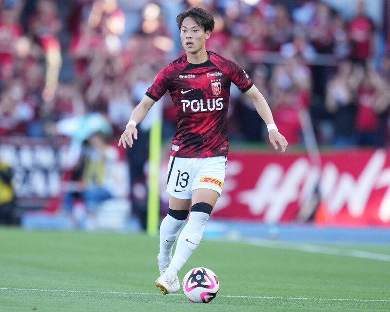 バラ売り不可　渡邊凌磨　FC東京　浦和レッズ　サイン付き25thユニフォーム他 バラ売り不可 渡邊凌磨 FC東京 浦和レッズ サイン付き25thユニフォーム他