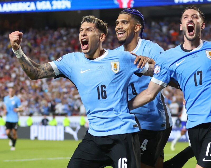 信じてたよ！」「最高だ」ウルグアイ代表DFの価値ある決勝弾にファン