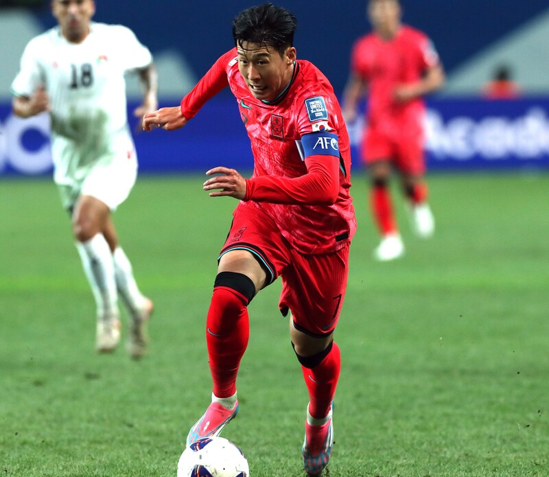 ソン・フンミンが決勝弾！ 新体制の韓国、オマーンを3－1撃破。82分