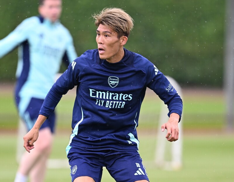 トミヤスはクレイジーだ」“特異”な冨安健洋にアーセナル同僚DFが尊敬の