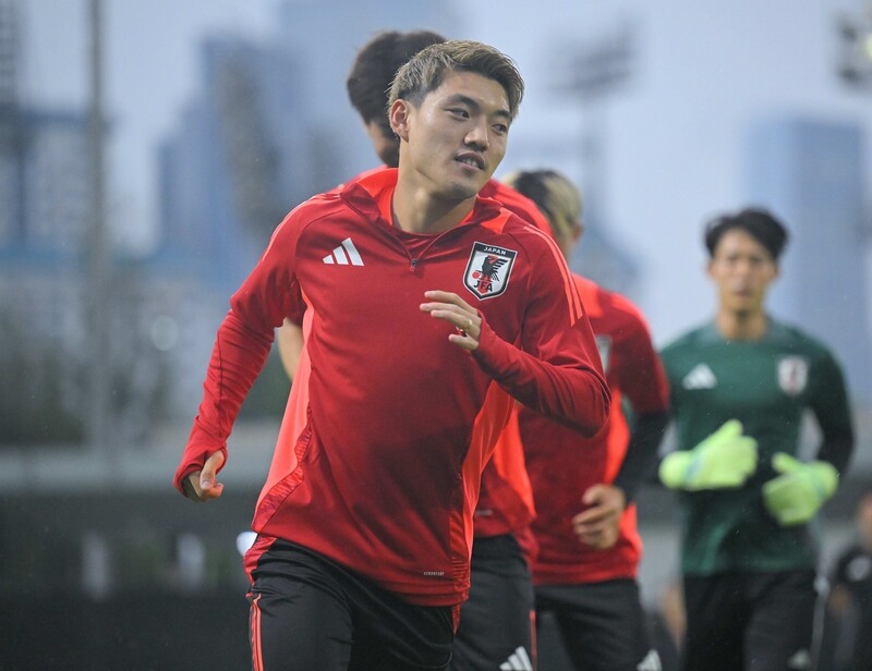 欧州チックなサッカー感覚がある」堂安律が称賛した日本代表FWが