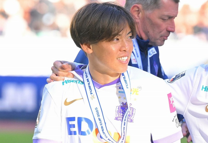 サンフレッチェ 背番号11 満田誠 オーセンティック XL サンフレッチェ 背番号11 満田誠 オーセンティック XL本当に