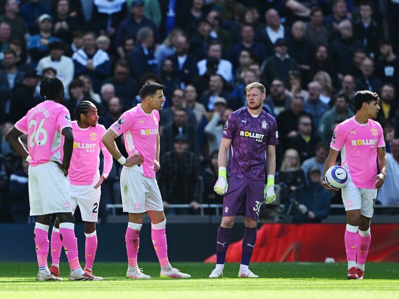 菅原由勢が所属するサウサンプトン、7試合を残して2部降格が決定