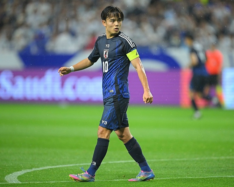 2019VOLECCIONESSOESTE GEMMT10久保建英 174650_ext_04_0_L.jpg