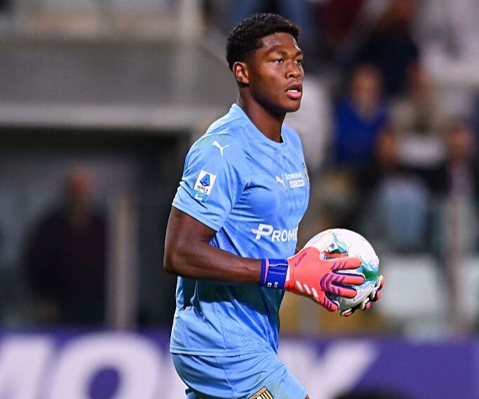 驚いて、軌道を読めなかった」日本代表守護神に厳しい声…レジェンドも