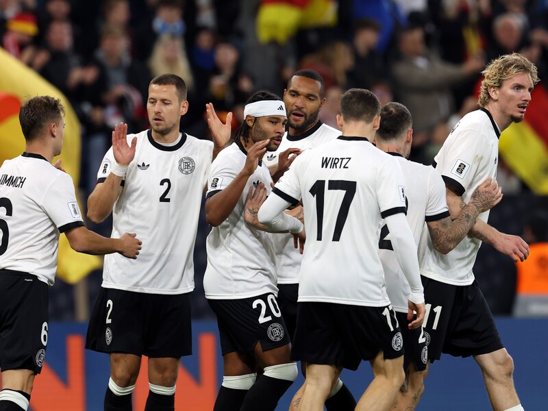 懐かしさを感じる」「かっこいい」ドイツ代表の新ユニが話題沸騰