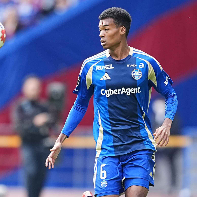 佐野海舟や鈴木淳之介だけじゃない、国立競技場にも“バケモノ”はいた