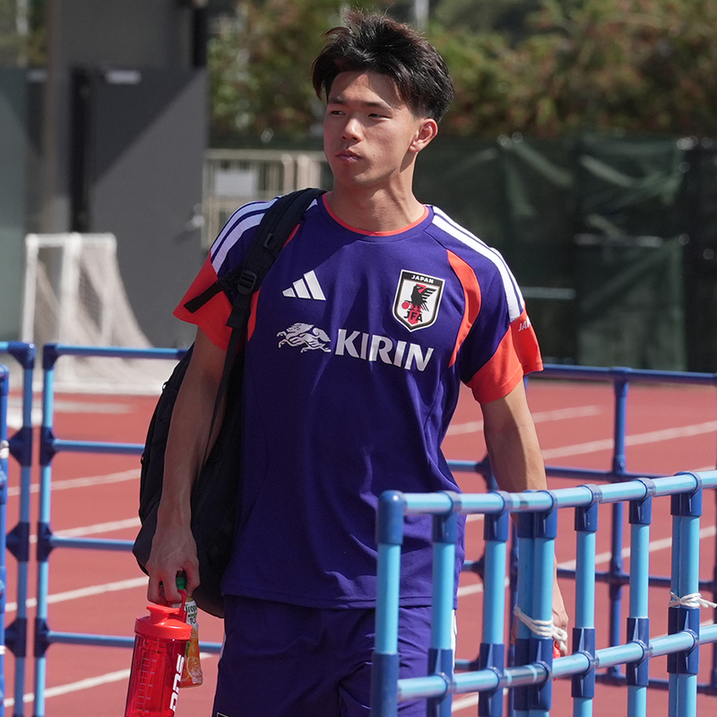 向こうは絶対に覚えてないと思いますけど…」塩貝健人が明かす”中村俊輔