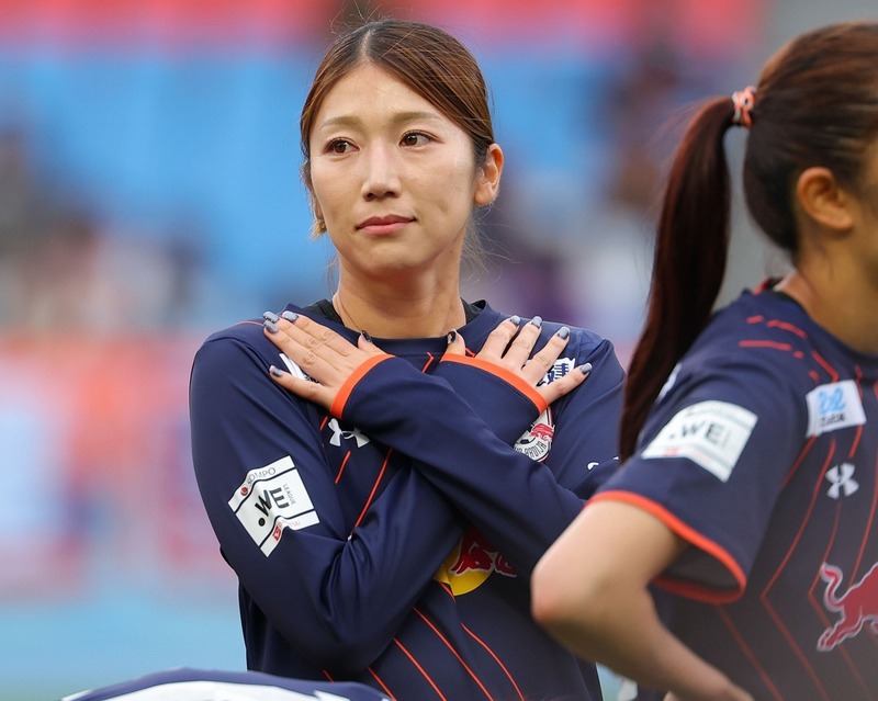 エクボかわいい」「圧倒的優勝」WEリーガー仲田歩夢の“旅投稿”に脚光