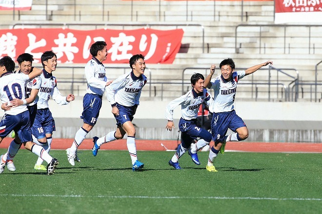 岡崎イズム」を体現した泥臭い勝利 滝川第二をけん引した9番