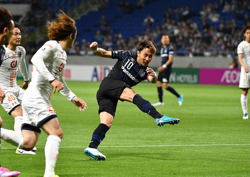 安価 G大阪】日本代表・倉田秋から聞き出した本音「俺の10番にする 記念グッズ