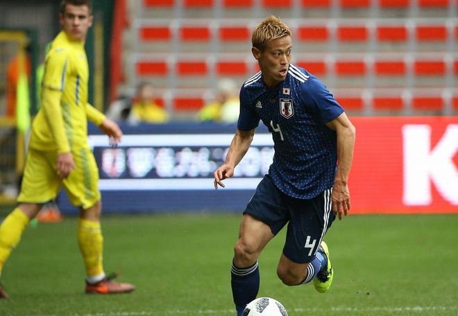 サッカー ユニフォーム 白