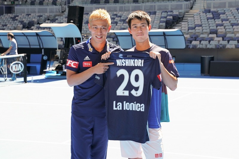 日本代表　炎ユニフォーム　本田圭佑　M サッカー日本代表ユニフォーム4番本田圭佑 - メルカリ