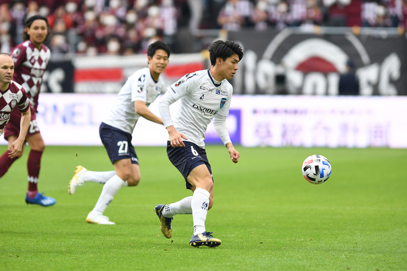 横浜FC】“初めて尽くし”のルーキーイヤーで瀬古樹は「怖がられる