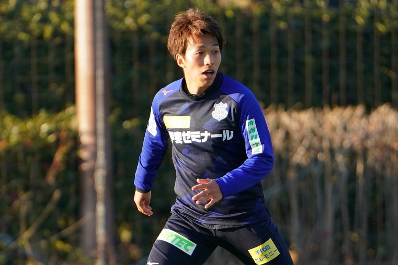 売れ筋・人気アイテム 商品 背番号と同じ…」甲府MF泉澤仁に第一子が誕生！タレントの美人妻 応援グッズ