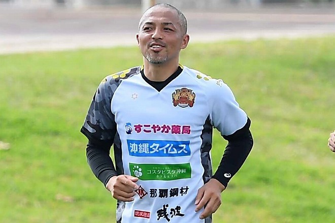 変態過ぎます 足に磁石ついてるって 小野伸二が投稿した華麗なダイレクトパス テクニックにファン感嘆 サッカーダイジェストweb