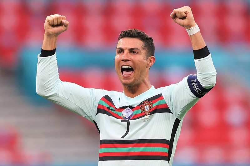 C・ロナウドが豪華カーコレクションに追加した“超高額な一台”を初公開