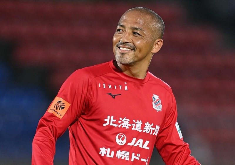 うますぎる」「これぞボールは友達！」小野伸二のハイレベルな“長距離