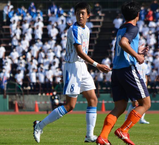 強豪・大津に186cmの1年生ボランチが台頭！ブレイクの予感漂う有望株