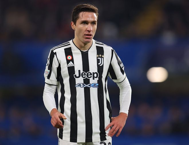 最悪の知らせ」イタリア代表に激震！キエーザが重傷で今季絶望、嘆きの