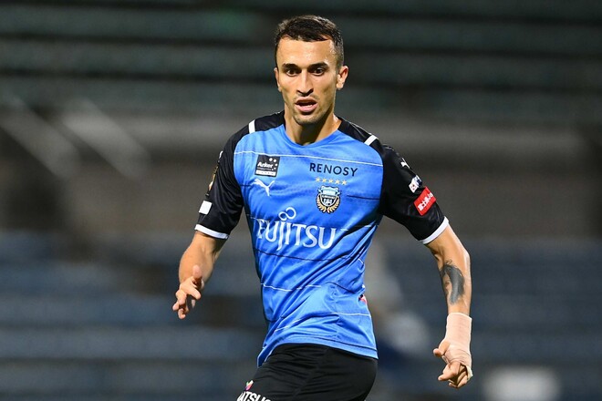 川崎フロンターレ　ユニフォーム　ジョアン・シミッチ MF6/ジョアン シミッチ選手 | 選手・スタッフプロフィール2022