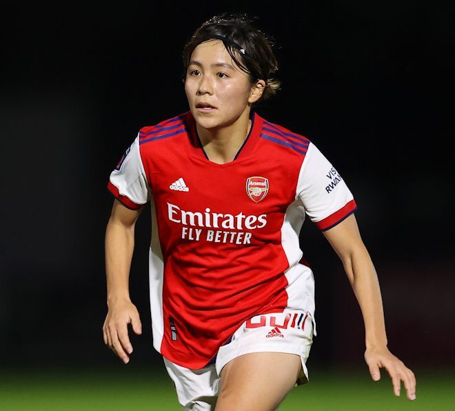なでしこジャパン　サッカー女子日本代表　岩渕　真奈　 直筆サイン入りフォト Amazon.co.jp: なでしこジャパン サッカー日本女子代表 岩渕