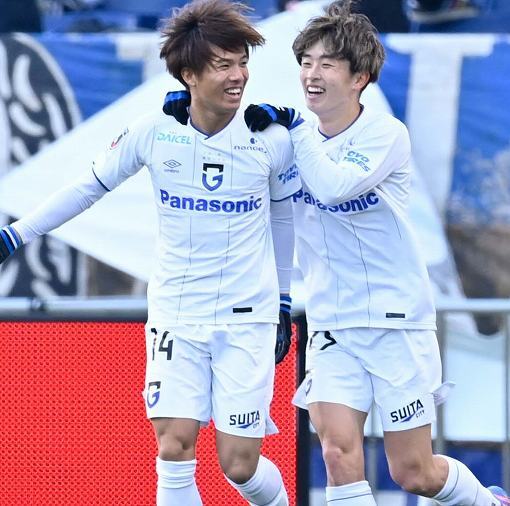 ガンバ大阪、福田湧矢の一発で今季初勝利！ 浦和は再び退場者を出して