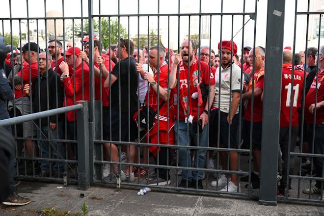 Uefaの発表はでたらめだ 偽チケットのファンが殺到 大混乱で催涙スプレー カオスと化したcl決勝を元jリーガーが糾弾 大惨事 危険すぎる サッカーダイジェストweb