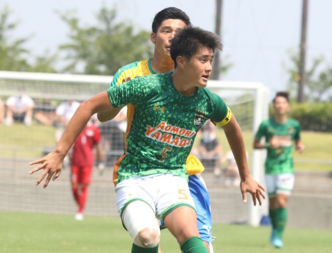 青森山田　サッカー 2冠達成青森山田の10番！高校選抜、明治大学と挑戦続けるMF芝田
