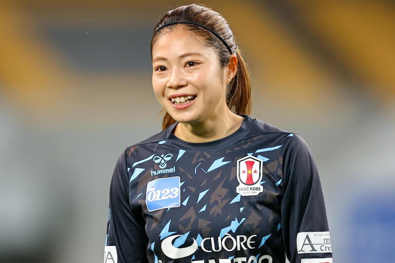 永遠の妹キャラ Inac伊藤美紀が 白t 黒短パン の私服ショット公開 かわいい など脚光 サッカーダイジェストweb