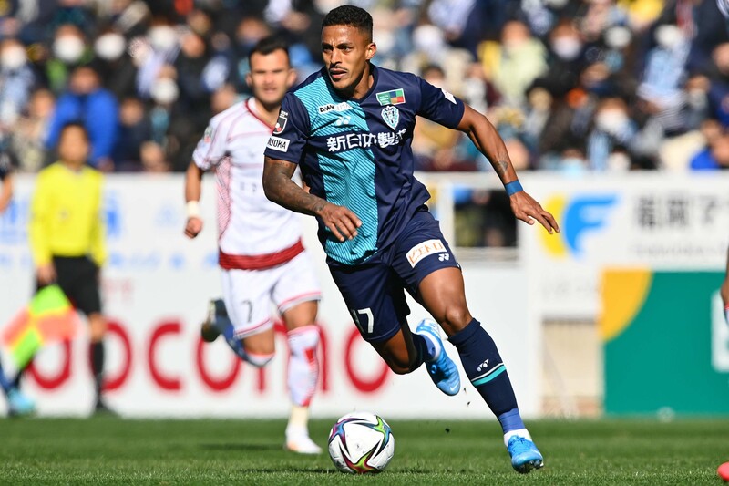 永久保存版 壁紙にしたい 控えフィールドプレーヤー１人で勝ち抜いた福岡の喜ぶ姿とルキアンの言葉に脚光 泣いちゃう サッカーダイジェストweb