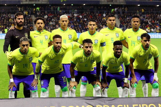 右足の怪我は大丈夫…? カタールW杯のピッチに立ったネイマール