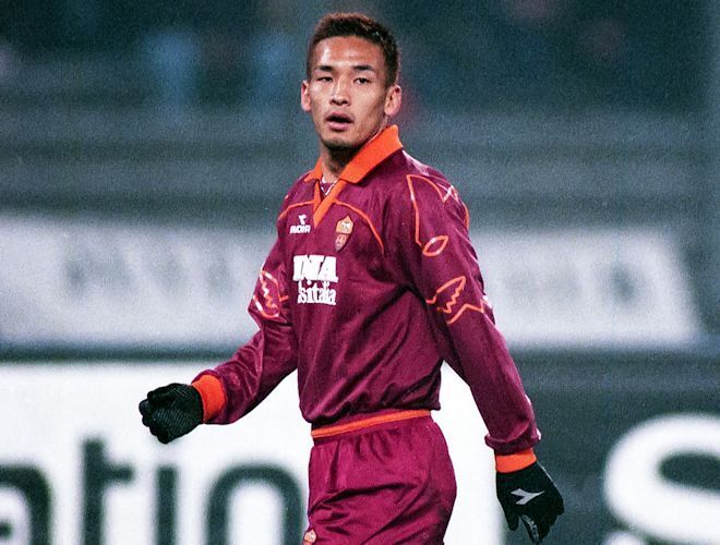 伊メディア、1月移籍の好例として中田英寿を回想！「スクデットに