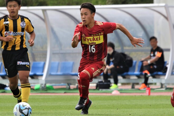 あの16番、何者だ」大観衆をザワつかせた流経大柏の2年生FW柚木創