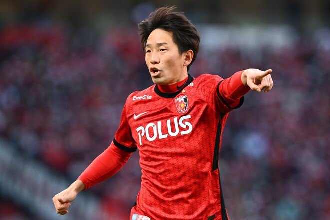 宇賀神友弥選手 直筆サイン 浦和レッズ FC岐阜 - メルカリ