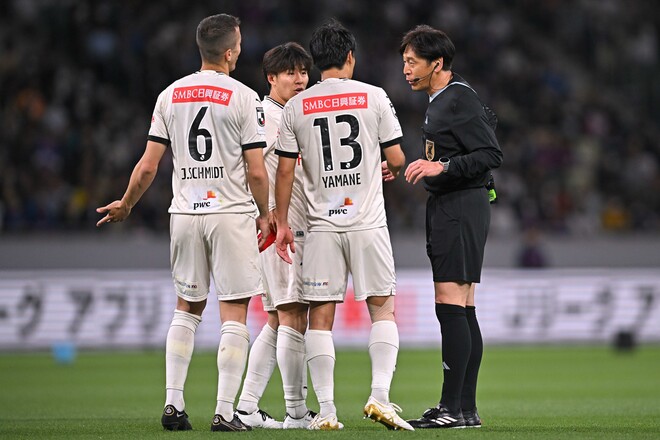 PRO Stars ラモス瑠偉 4体セット V川崎時代のラモス瑠偉の儀式「試合前の祈り」と大事な大事な「試合後