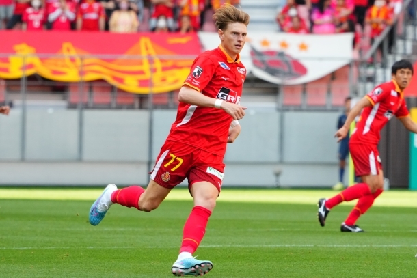 GRANDE グランデ 福袋 内容物明記 ジップパーカー サッカー フットボール フットサル 浦和レッズ 浦和レッドダイヤモンズ ゴール裏 GRANDE グランデ 福袋 サッカー フットボール フットサル 浦和